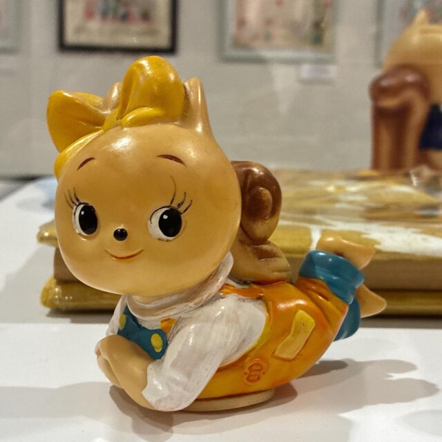 児童まんがの名匠『太田じろうの世界』展

こりすのぽっこちゃんの置物、ハンカチ、浮き輪、プレート🐿️

#太田じろう#こりすのぽっこちゃん #昭和レトロ#レトロ#キャラクター#児童漫画 #児童まんが#イラスト#漫画#北九州市漫画ミュージアム#kawaii#manga